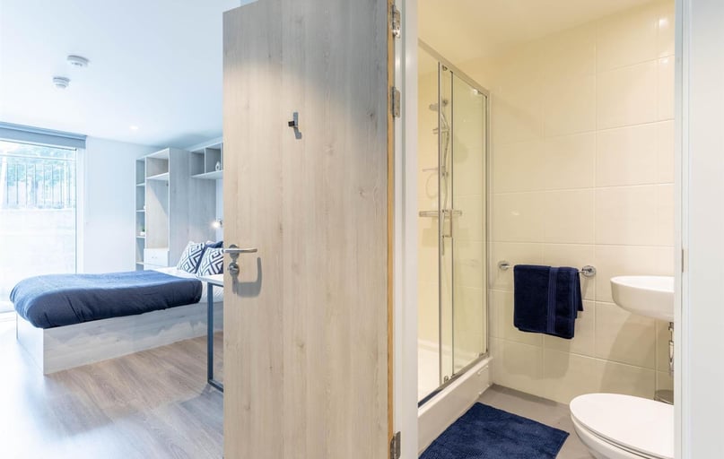 Willowbank Road, Mannofield, Aberdeen - Image 1